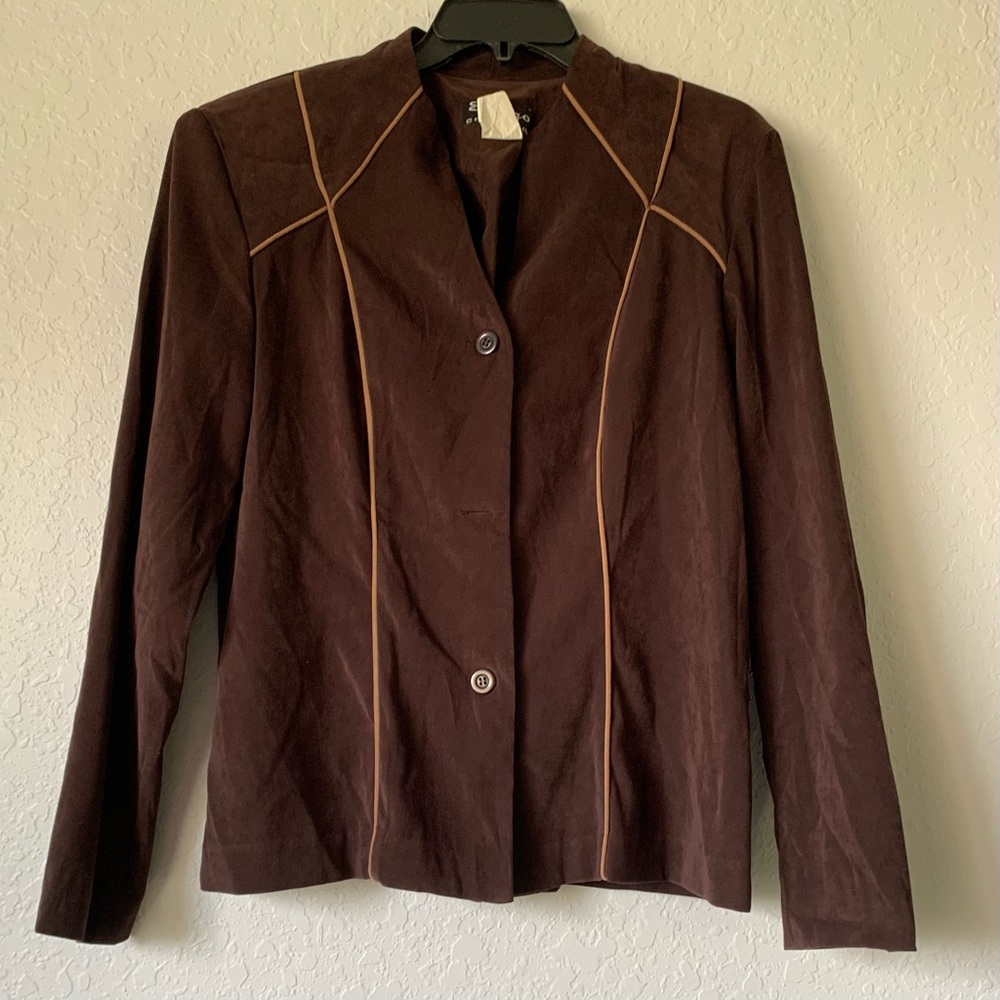 skirt and blazer set good condition size 10